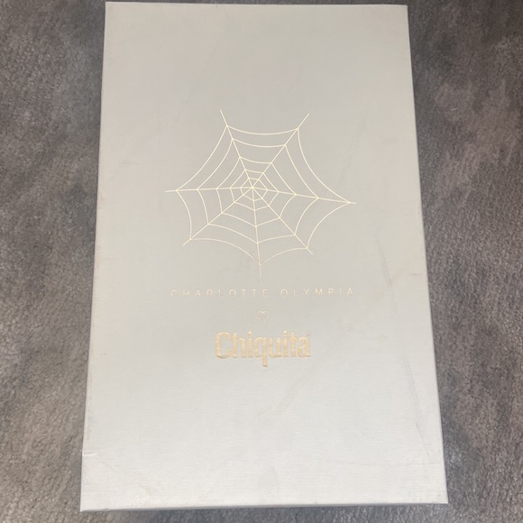 CHARLOTTE OLYMPIA CHIQUITA “Banana is my business” - Picture 9 of 10